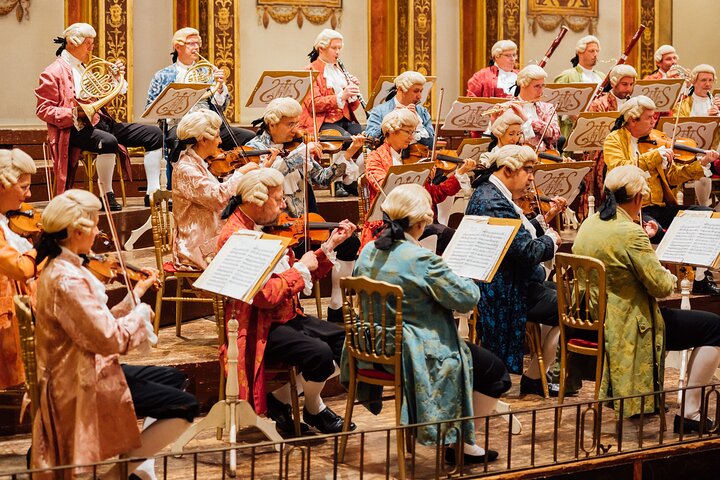 Vienna Mozart Concert in Historical Costumes at the Musikverein