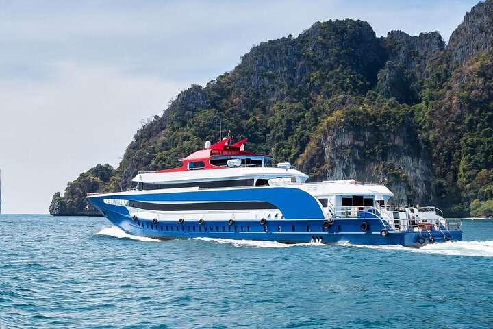 Ferry Transfers between Koh Samui and Koh Tao