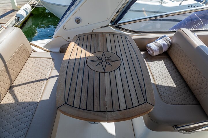 Luxury Private Boat to Ponta de Piedade + paddleboarding