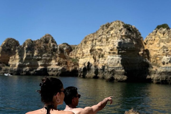 Luxury Private Boat to Ponta de Piedade + paddleboarding