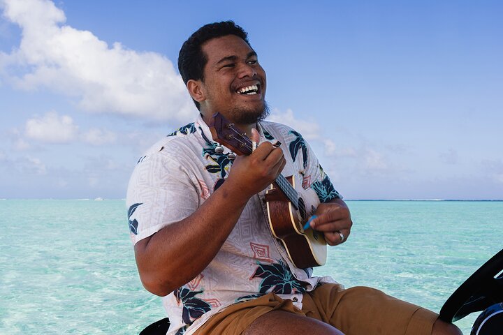 Full Day Lagoon Group Tour in Bora Bora with Lunch