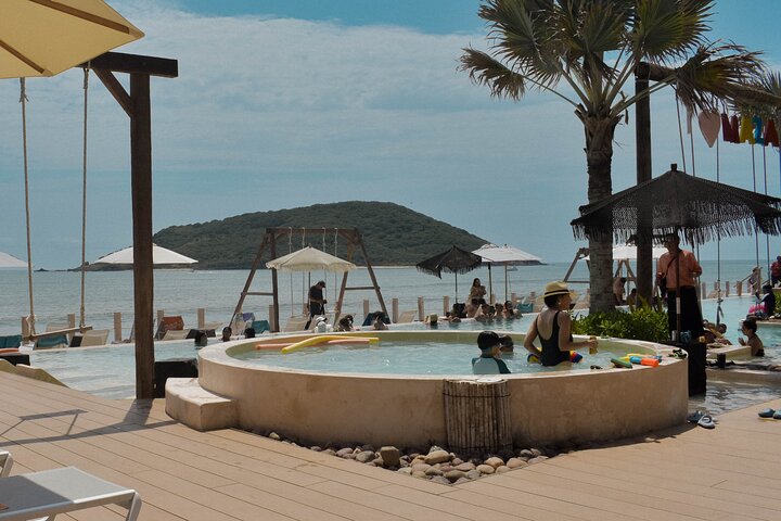 Mazatlan Shekinah Beach Club Experience