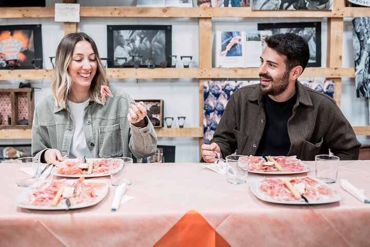 Half Day Private Parmigiano Reggiano and Parma Ham Experience