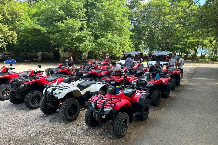 Punta Cacique ATV 4WD Jungle and Mountain Adventure in Costa Rica