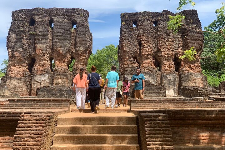 Private Polonnaruwa Ruins & Minneriya Safari Tour from Sigiriya