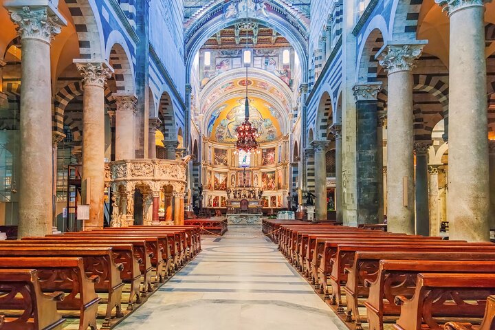 Best of Pisa: Small Group Tour with Admission Tickets