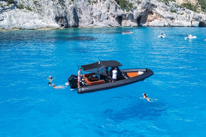 Boat excursion in the Gulf of Orosei