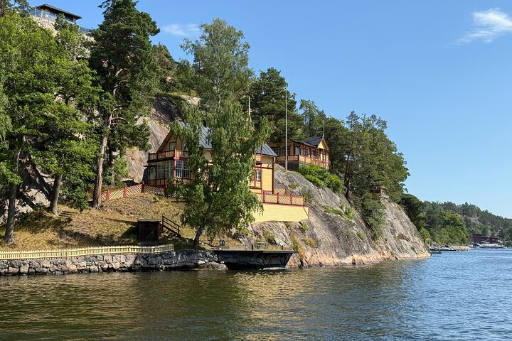 Stockholm: Archipelago Tour with live guide
