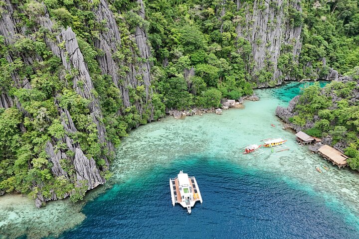 Coron Luxury Trimaran: The Premier Island Tour