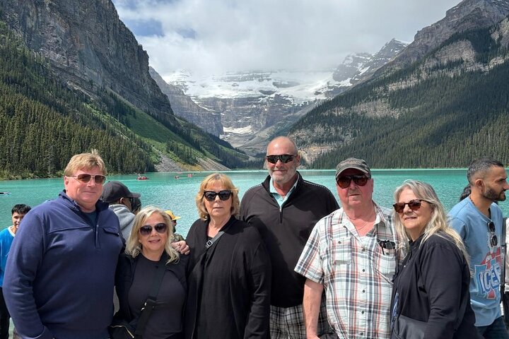 Moraine Lake & Louise & Banff Day Tour From Calgary-Canmore-Banff