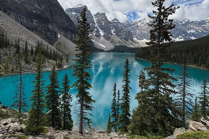 Moraine Lake & Louise & Banff Day Tour From Calgary-Canmore-Banff