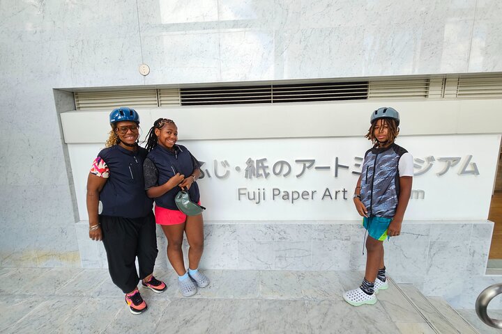Mt. Fuji Private Guided E-Bike Tour : Fuji City