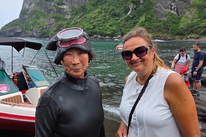 Jeju Private Taxi Tour with English Speaking Guide & Driver