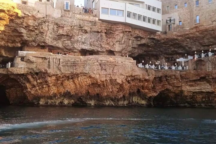 Boat Tour of the Polignano a Mare Coast with Aperitif