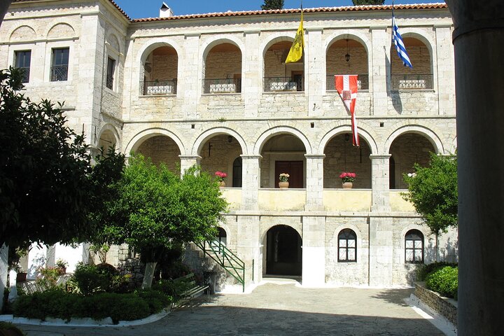 Full Day Island Bus Tour from West Samos