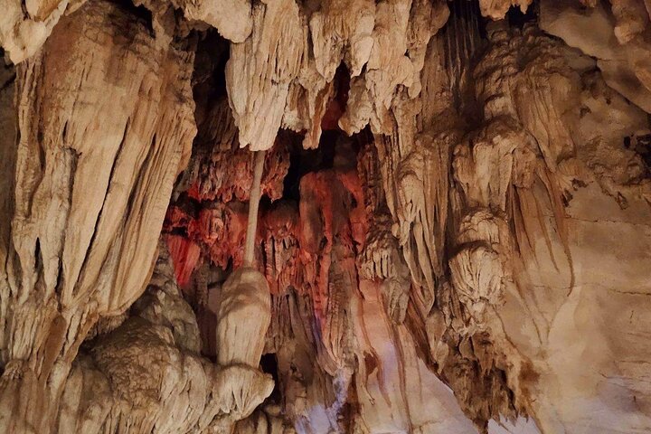 Vang Vieng Kayaking, Zipline,Tham Chang Cave and Water Cave