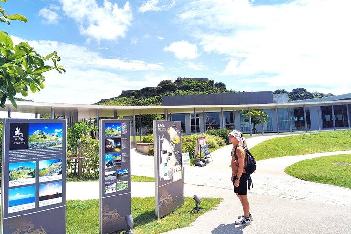 Okinawa: Katsuren Castle Ruins and Museum Guided Tour