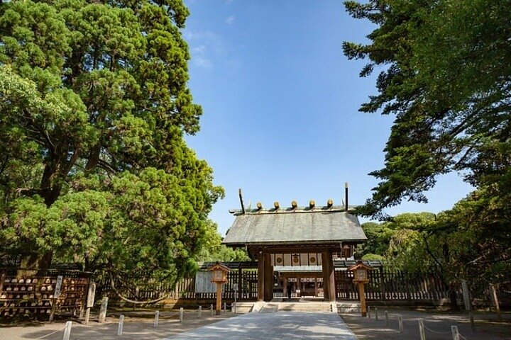 Miyazaki Private Vehicle Service with Restaurant Reservation