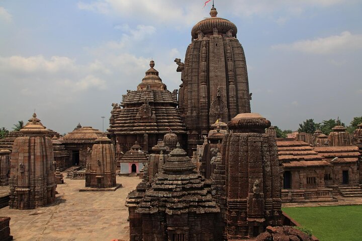 Bhubaneswar-Puri-Konark Triangle Tour