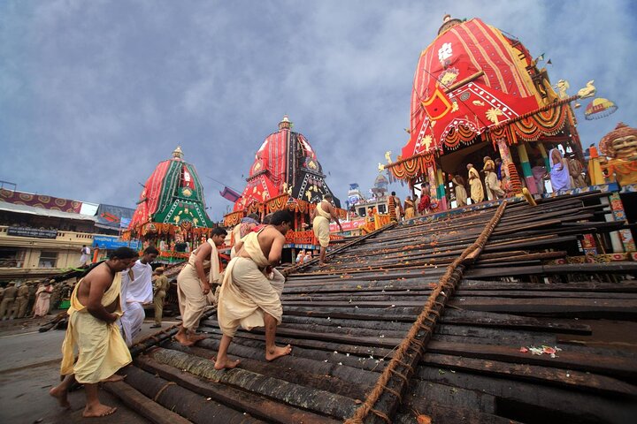 Bhubaneswar-Puri-Konark Triangle Tour