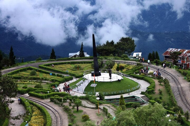 Eastern Himalaya (Darjeeling, Pelling, Gangtok & Kalimpong)