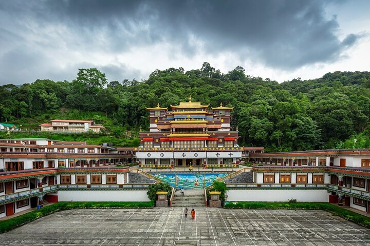 Eastern Himalaya (Darjeeling, Pelling, Gangtok & Kalimpong)