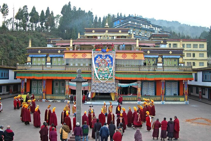 Eastern Himalaya (Darjeeling, Pelling, Gangtok & Kalimpong)