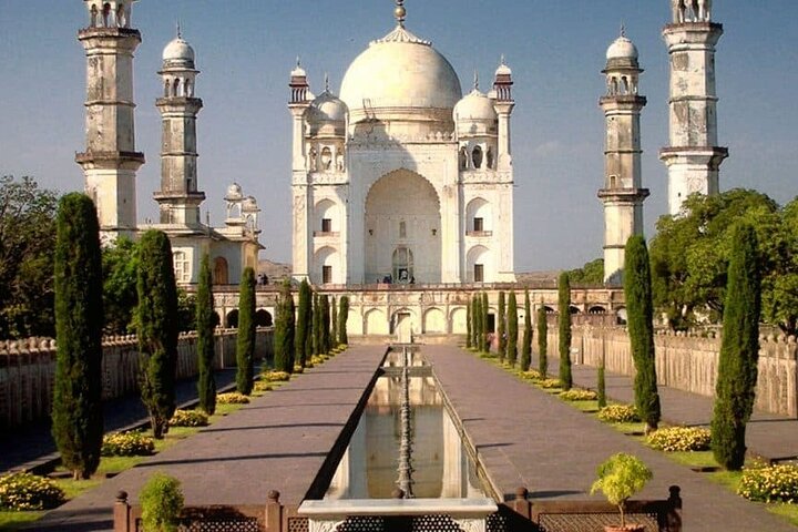 Driving through Marvels: Vadodara to Hyderabad