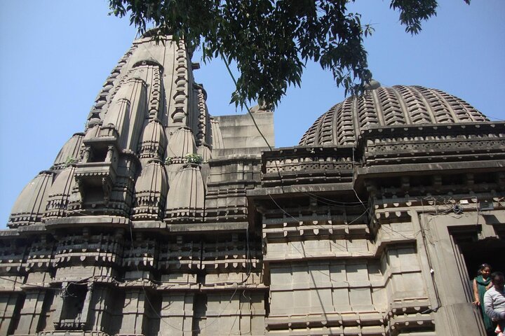 Driving through Architectural Marvels: Hyderabad to Vadodara