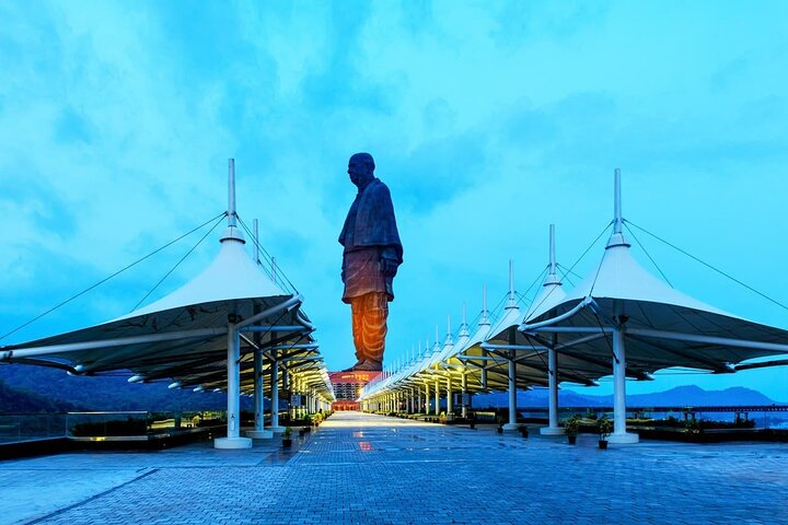 Vadodara to Aurangabad Drive to Explore the Man-made Wonder
