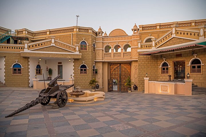 Royal Heritage: Rajkot to Gondal, Junagadh & Girnar Hill Day Trip