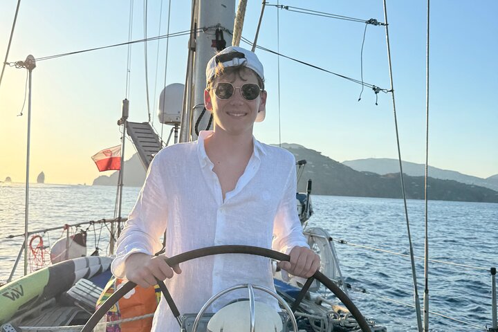 Vela and Wine Experience a Vulcano Aeolian Islands