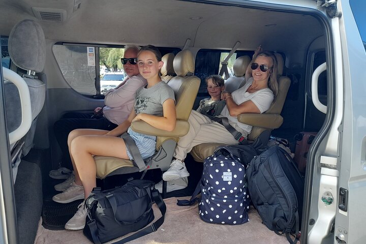 St. Lucia Airport Transfer from UVF to Any Hotel/Resort Private