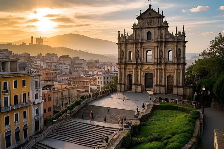 Macau Private Tour with Toyota Alphard luxury MPV limousines