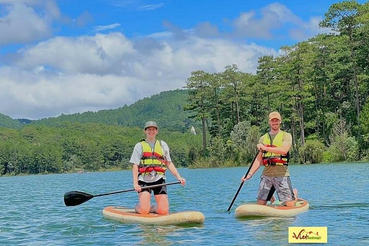 DALAT: Trekking Pinhatt & Sup/Kayaking Tuyen Lam Lake Tour