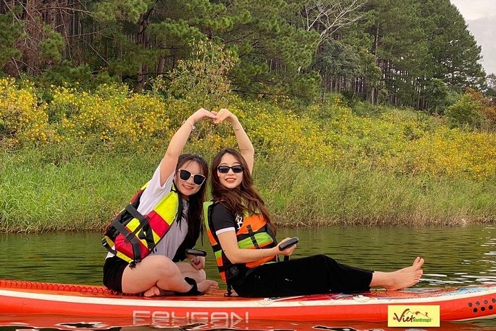 DALAT: Trekking Pinhatt & Sup/Kayaking Tuyen Lam Lake Tour