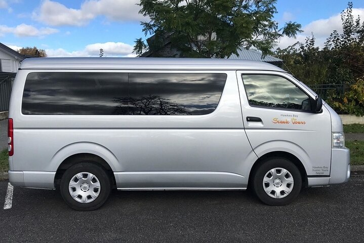 Premium 4 -Best Wineries Napier Hawke's Bay Tour, 5.5h - 6Hours