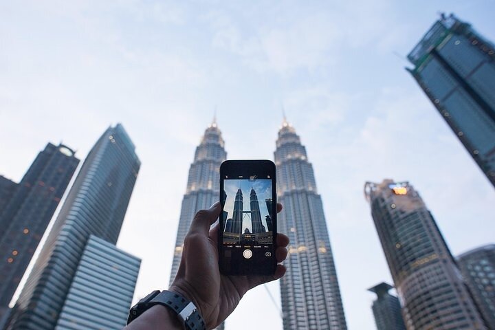 Skip the Line: Petronas Twin Towers Ticket With Skybridge Access
