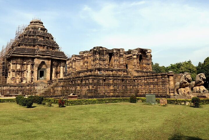 Bhubaneswar-Puri-Konark Triangle Tour