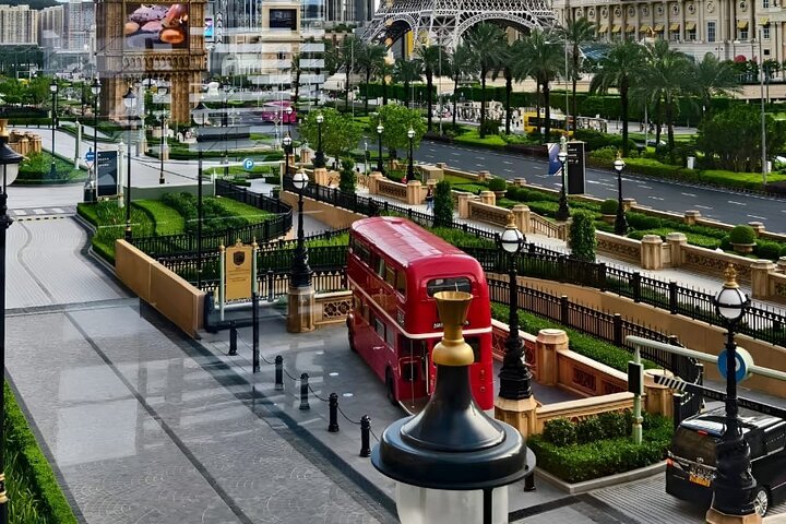 Macau Private Tour with Toyota Alphard luxury MPV limousines