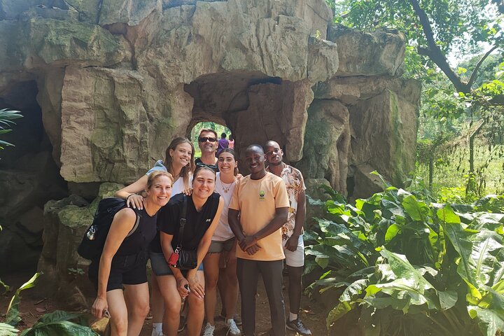 Private Botanical Garden Walking Tour in Entebbe City