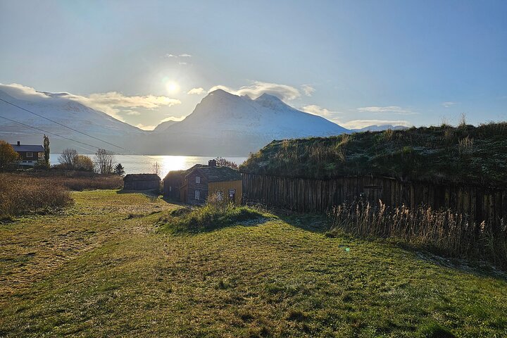 Sommarøy & Kvaløya Scenic Fjord Tour