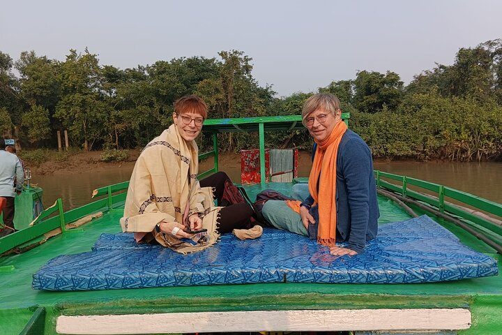 Kolkata to Bhubaneshwar via Tiger Reserve, Mangroves Forest