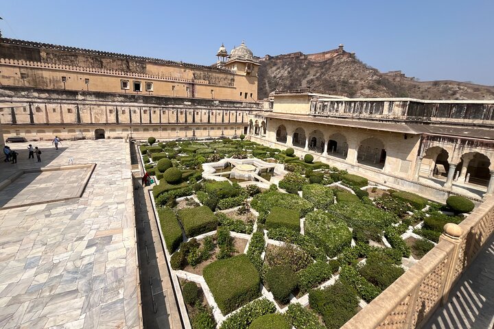 6-Day Private Tour of Delhi, Agra, Jaipur, and Varanasi from Delhi