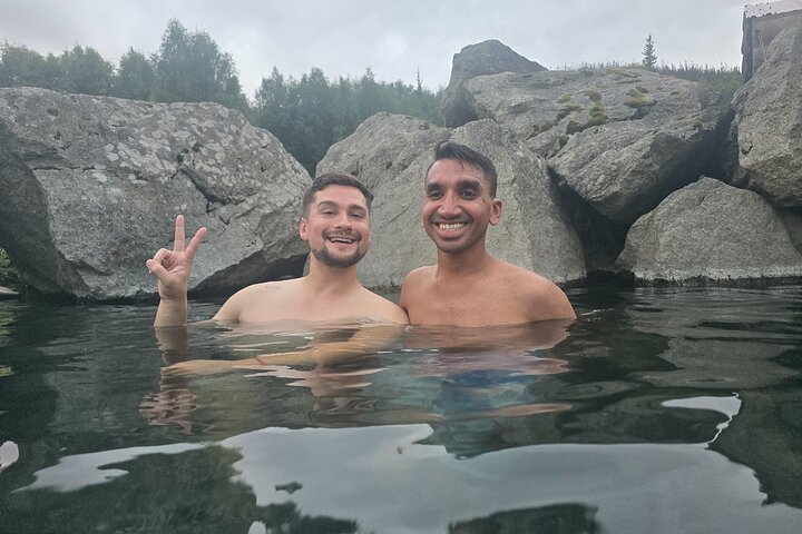 Midnight Sun Magic Chena Hot Springs Soak and Ice Museum Tour