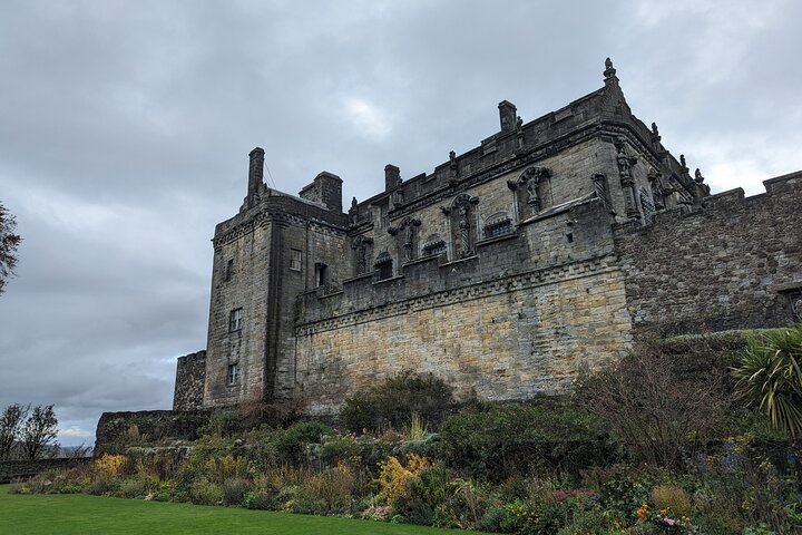 Private Shore Excursion-Castles, Highland Coos and Whisky Tasting