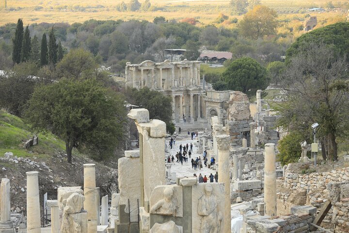 The Aegean Touch : Travel to Pamukkale, Priene, Ephesus, Kusadasi