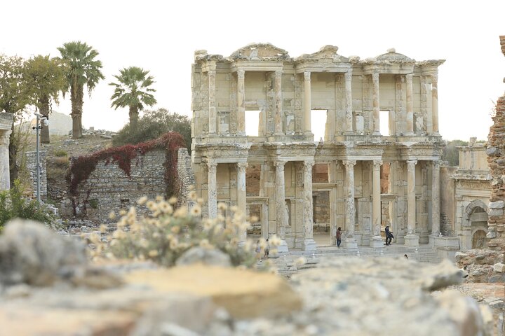 The Aegean Touch : Travel to Pamukkale, Priene, Ephesus, Kusadasi