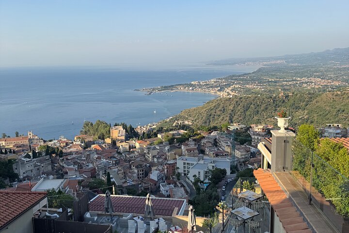 Private Transfer Taormina ↔ Cefalù with Optional Stops