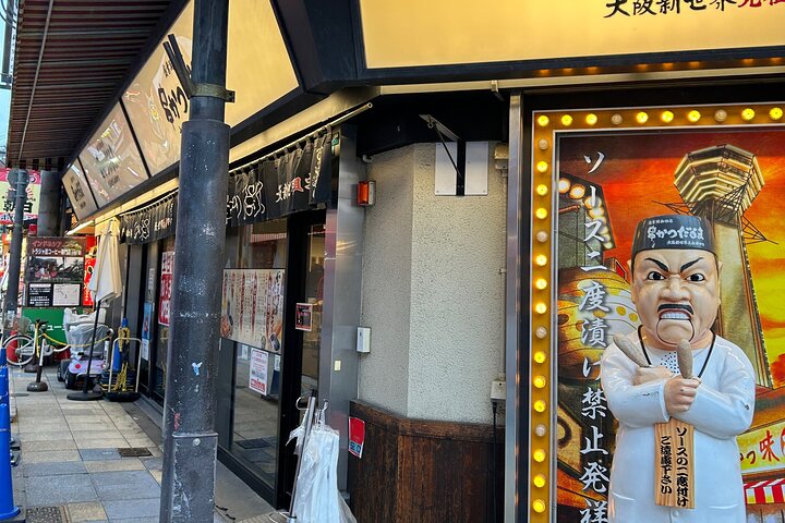 Osaka Food Tour: 17 Delicious Dishes at 4 Local Eateries